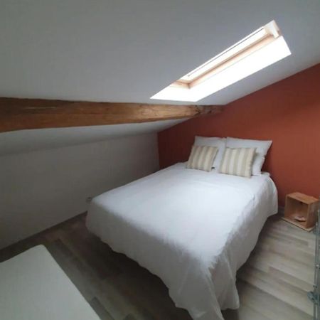 Chambre Chez L'Habitant Avec Petit Dejeuner A 5 Mins Du Futuroscope Chasseneuil-du-Poitou Exterior photo